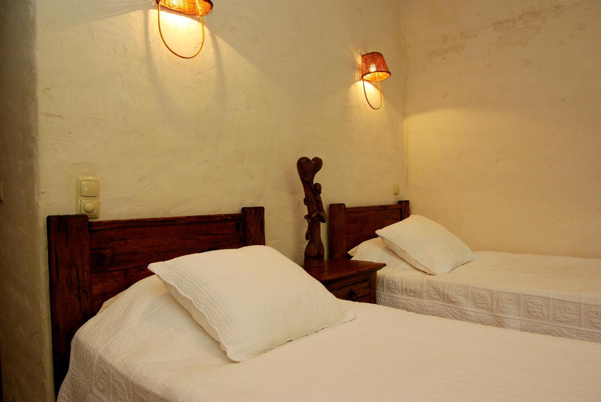 Galindia Refugia Hotel Iznota Ruang foto