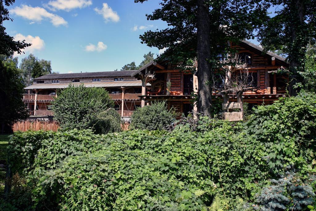 Galindia Refugia Hotel Iznota Bagian luar foto
